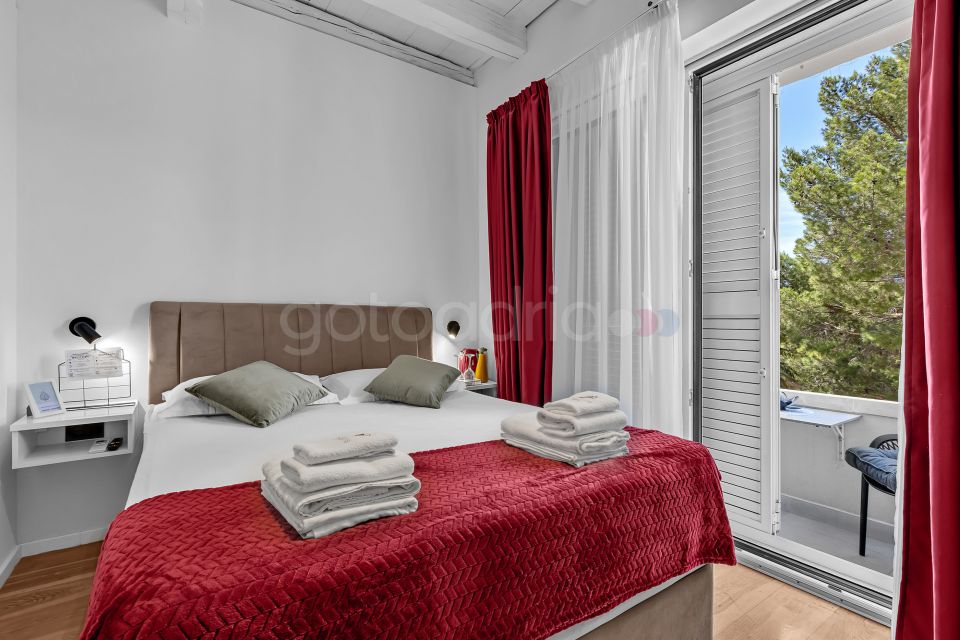 BeachFront Deluxe B&B I