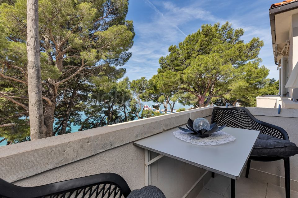 BeachFront Deluxe B&B I