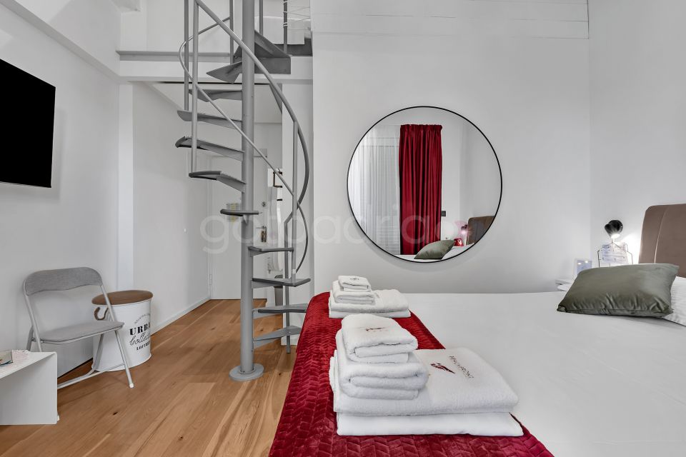 BeachFront Deluxe B&B I