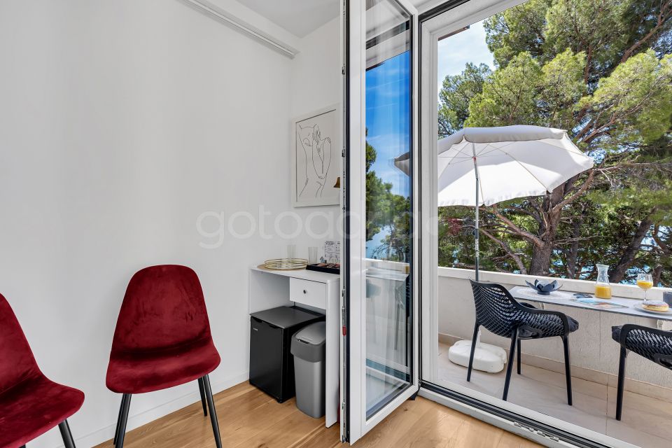 BeachFront Deluxe B&B II