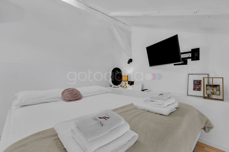 BeachFront Deluxe B&B II