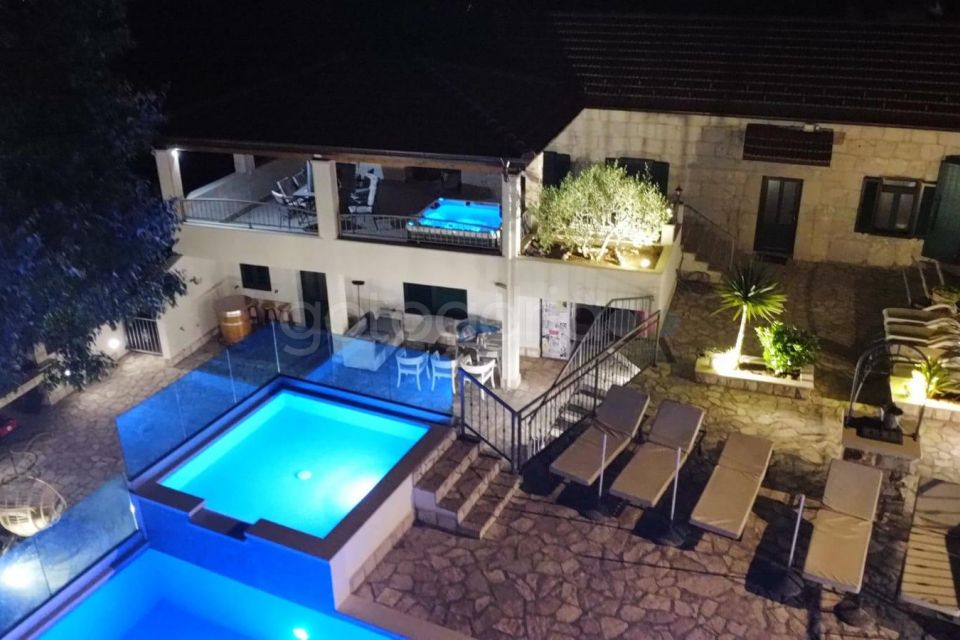 Stipanovi Dvori • Private Pool • Getaway • Party allowed