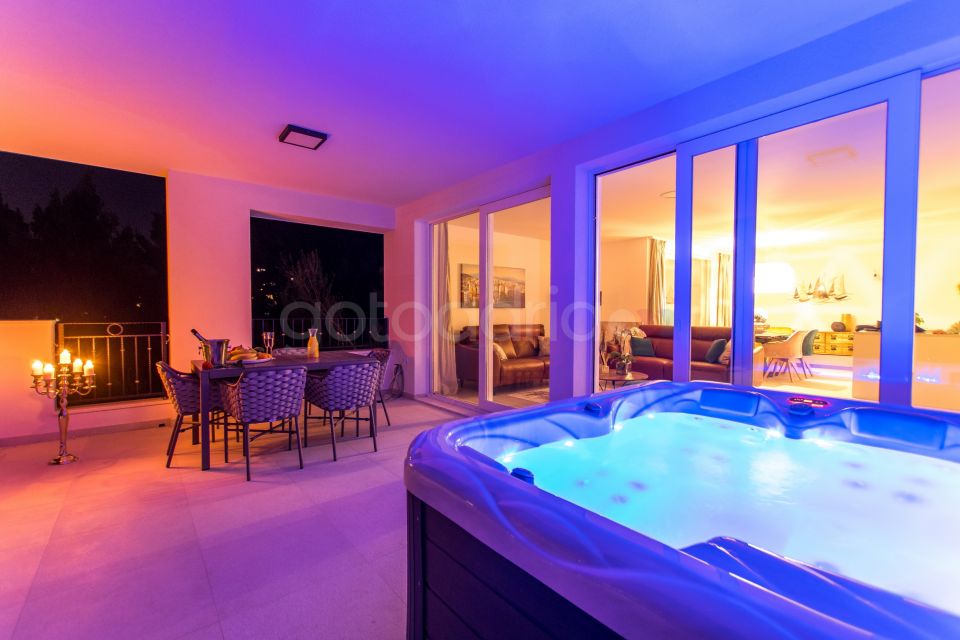 Opal Apt With Pool/ Hot Tub