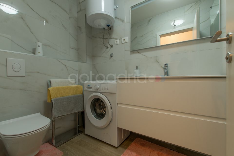 Seaview apartment Ljiljana