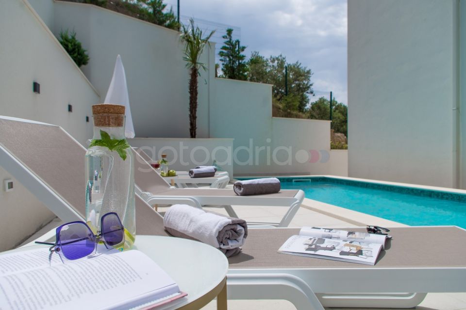 LuxuryAptInVilla•Smaragd•Pool