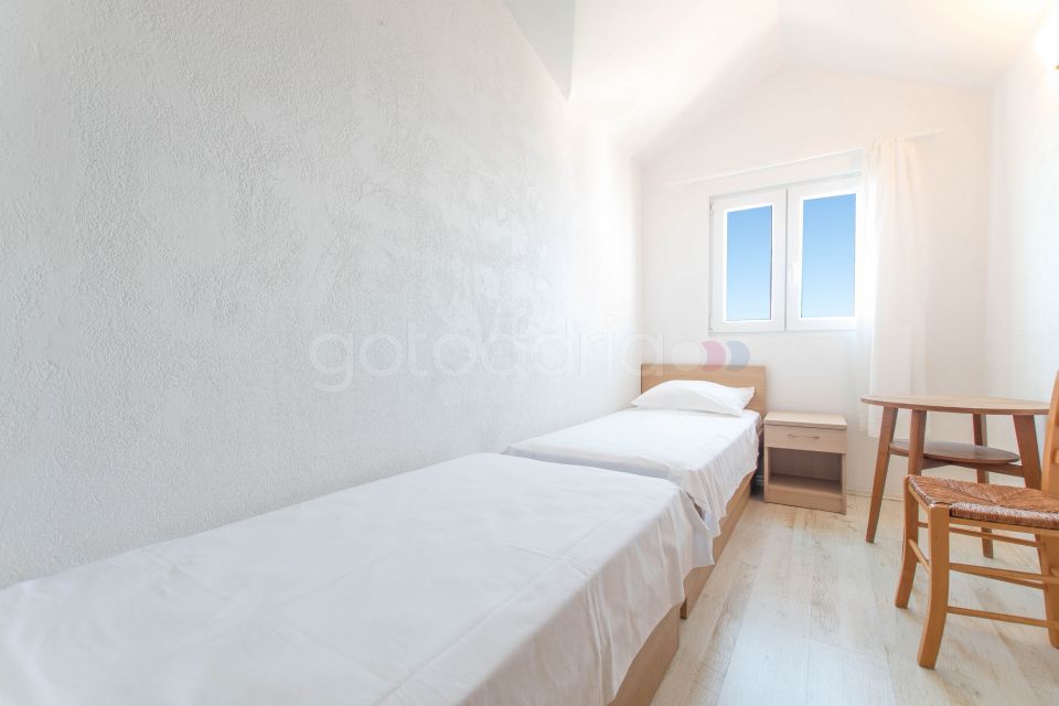 Seaside apartments Ivo I