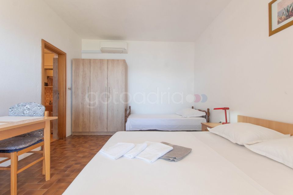 Seaside Apartments Ivo V