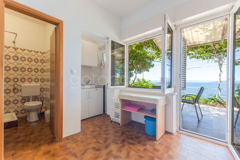 Seaside Apartment Ivo VI