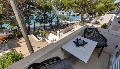 BeachFront Deluxe B&B I