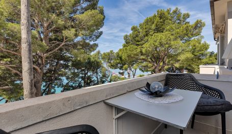 BeachFront Deluxe B&B I