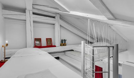 BeachFront Deluxe B&B I