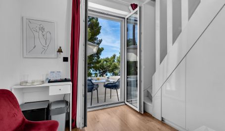 BeachFront Deluxe B&B II