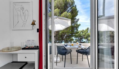 BeachFront Deluxe B&B II