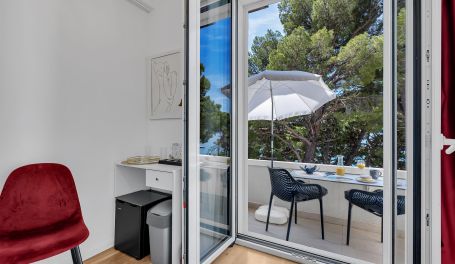 BeachFront Deluxe B&B II