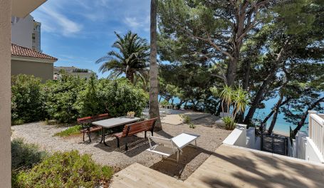 BeachFront Deluxe B&B II