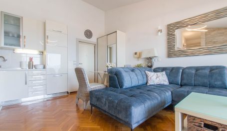 Apartman Karmel
